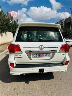 تويوتا لاندكروزر